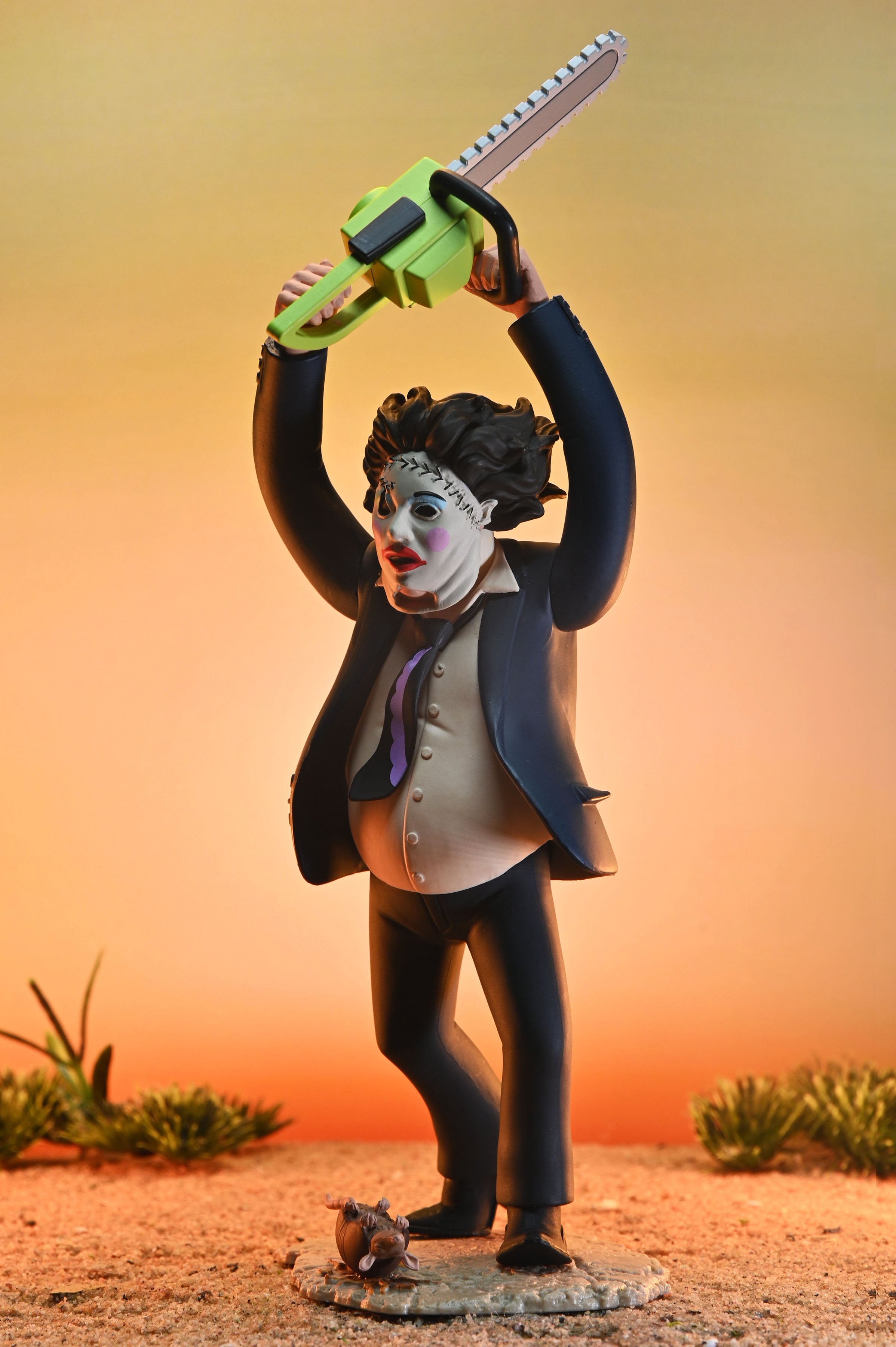 NECA Toony Terrors: Masacre En Texas 50 Aniversario - Pretty Woman Leatherface 6 Pulgadas