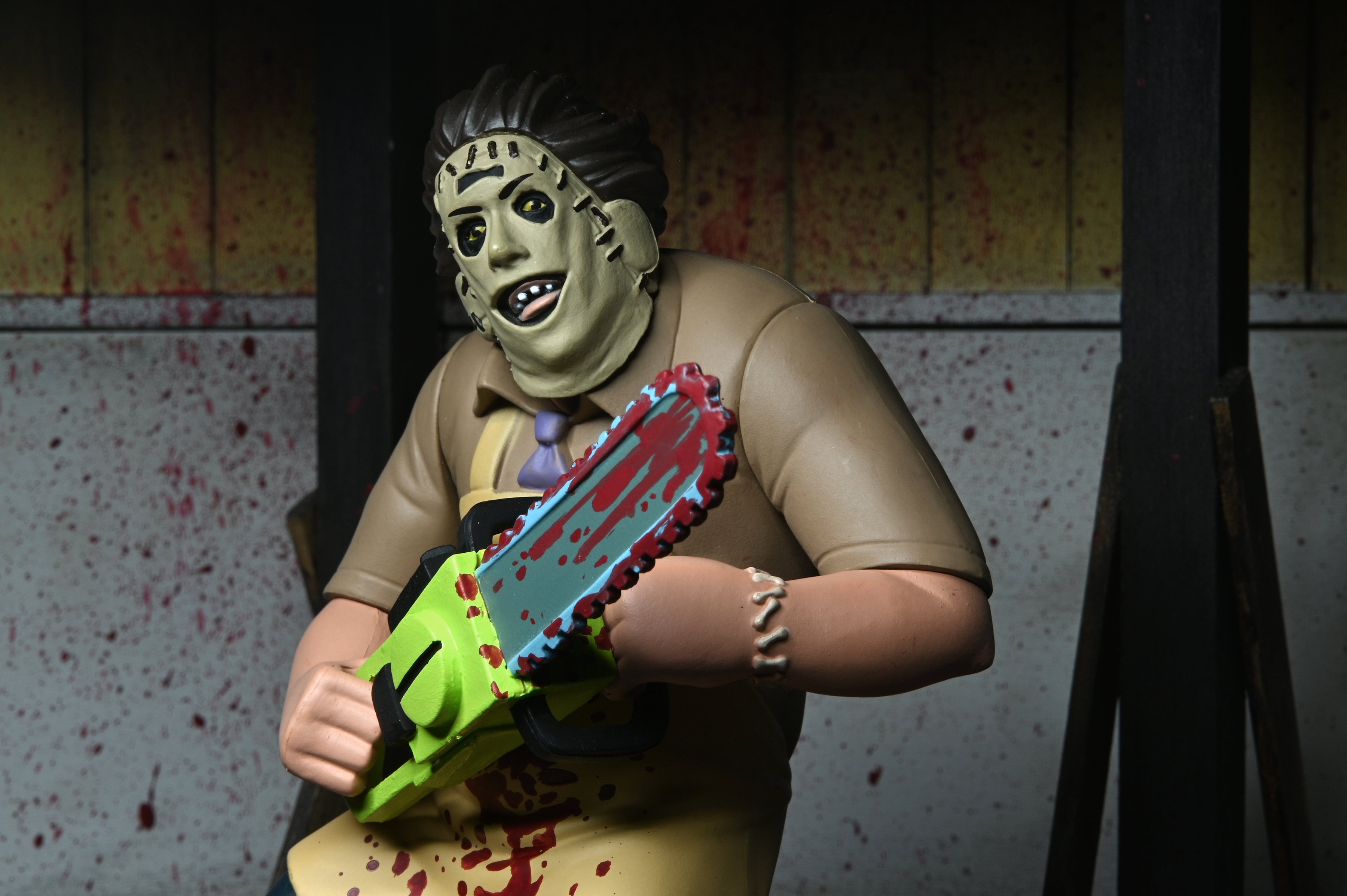 NECA Toony Terrors: Masacre En Texas 50 Aniversario - Leatherface Bloody 6 Pulgadas