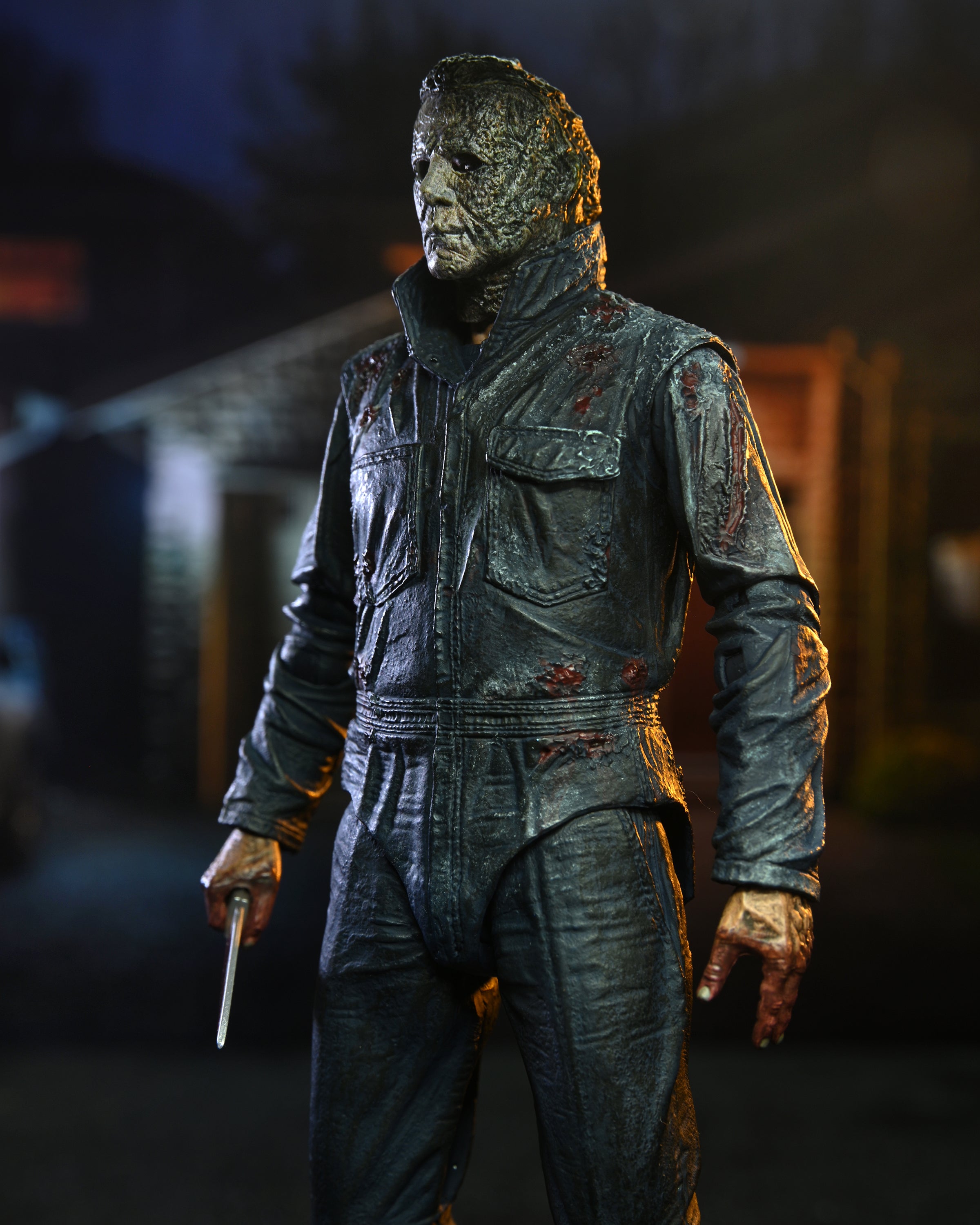 Neca Figura de Accion Ultimate: Halloween Ends 2022 - Michael Myers 7 Pulgadas