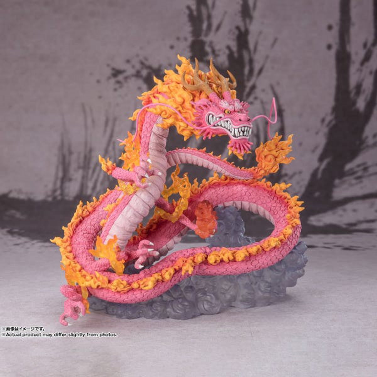 Bandai Tamashii Nations Figuarts ZERO: One Piece - Momonosuke Kouzuki Forma De Dragon Estatua