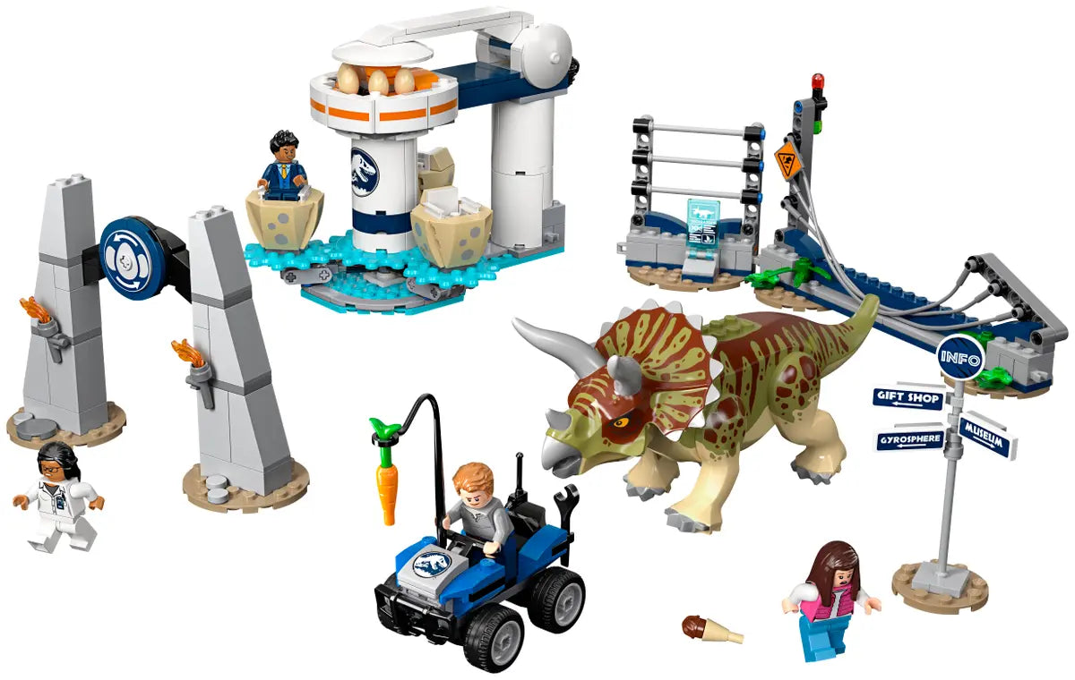 LEGO Jurassic World Caos del Triceratops 75937