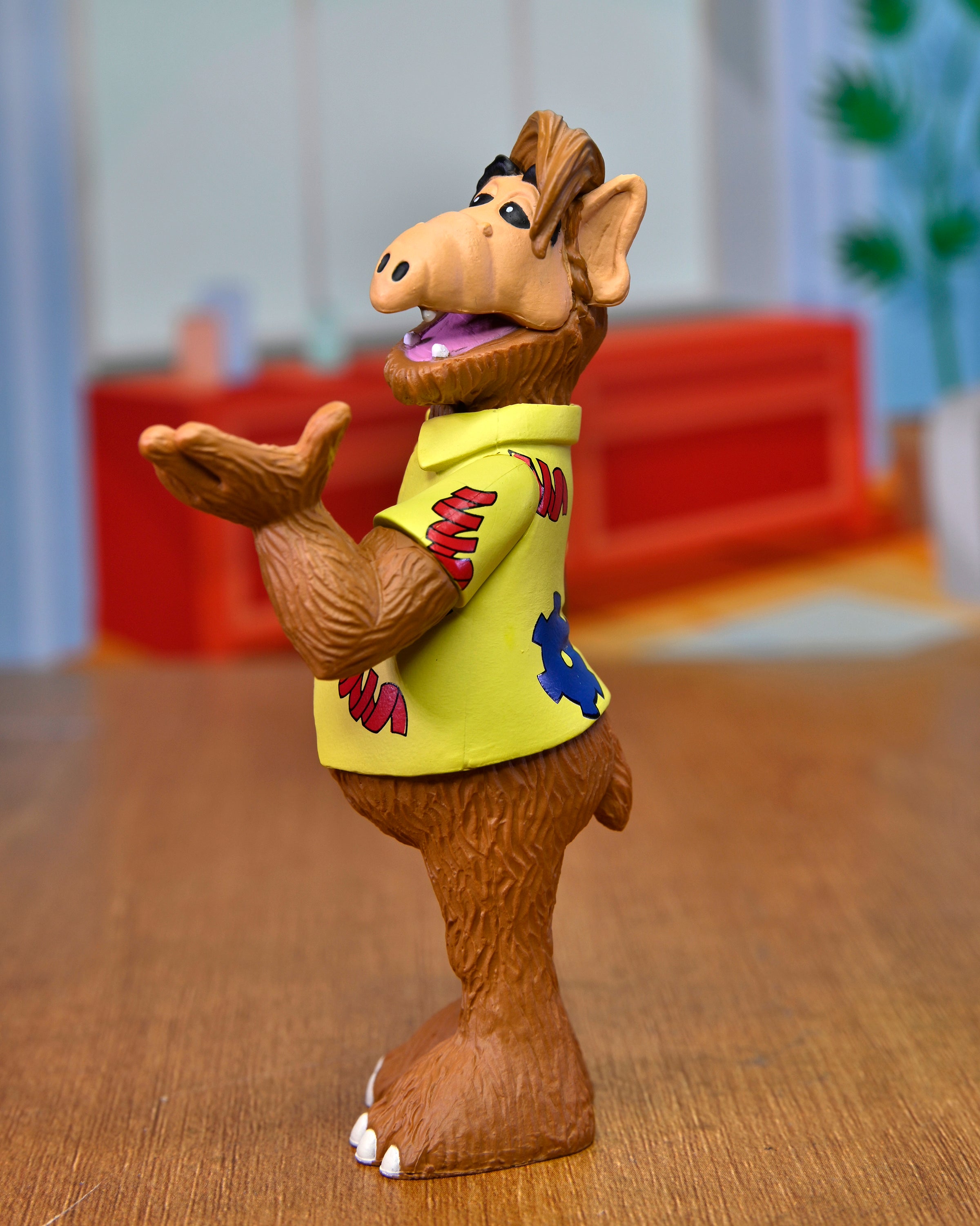 NECA Figura de Acción: Toony Classic - Alf Con Saxofón 6 Pulgadas