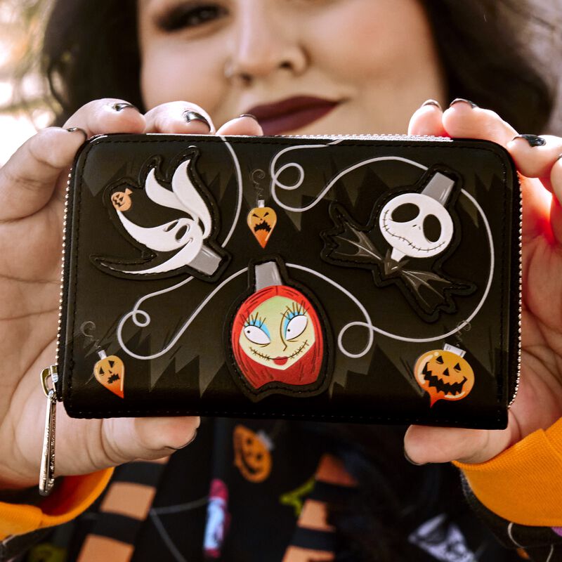 Loungefly X Funko Pop Disney: El Mundo De Jack - Arbol De Navidad Glow Cartera