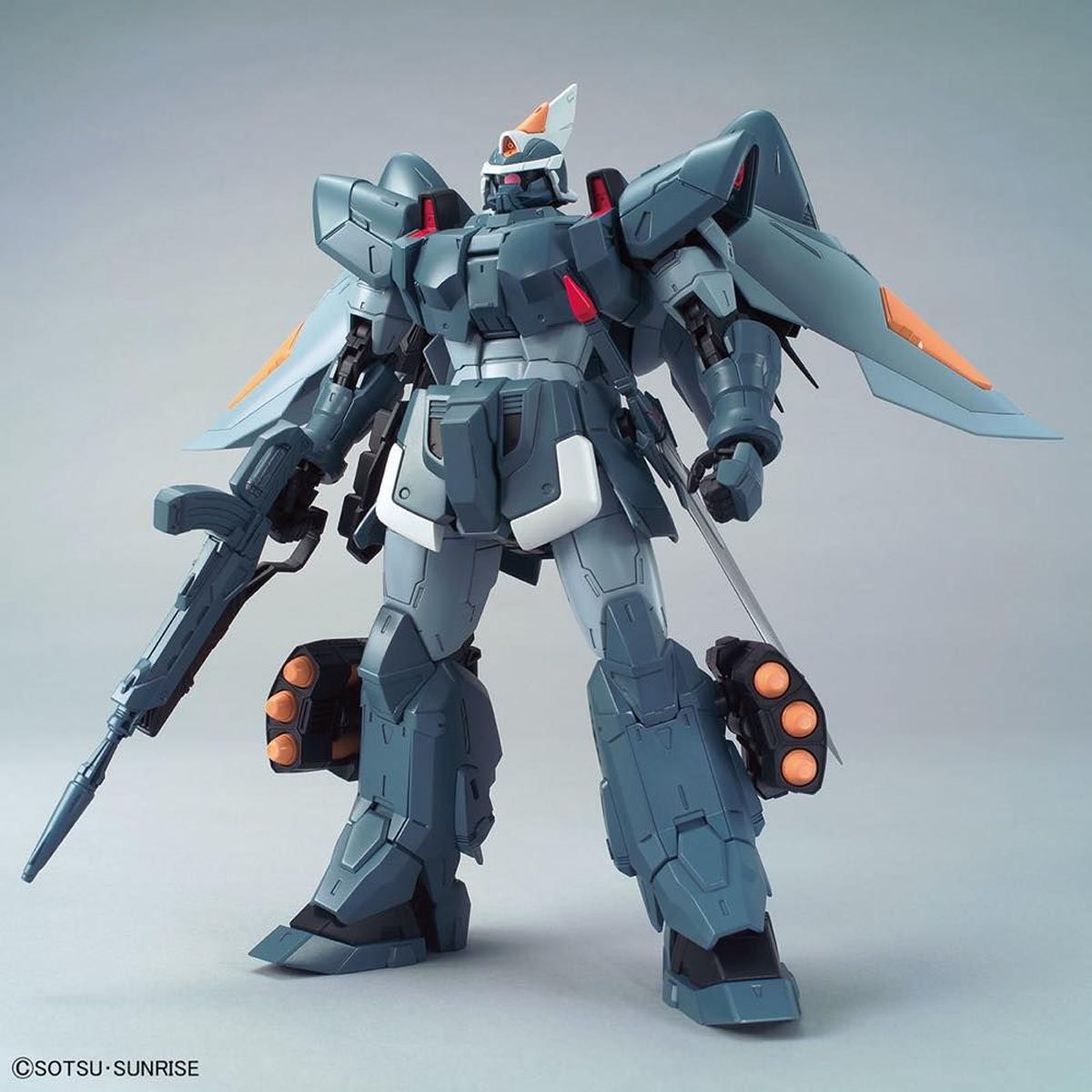 Bandai Hobby Gunpla Master Grade Model Kit: Mobile Suit Gundam SEED - ZGMF 1017 GINN  Escala 1/100 Kit De Plastico