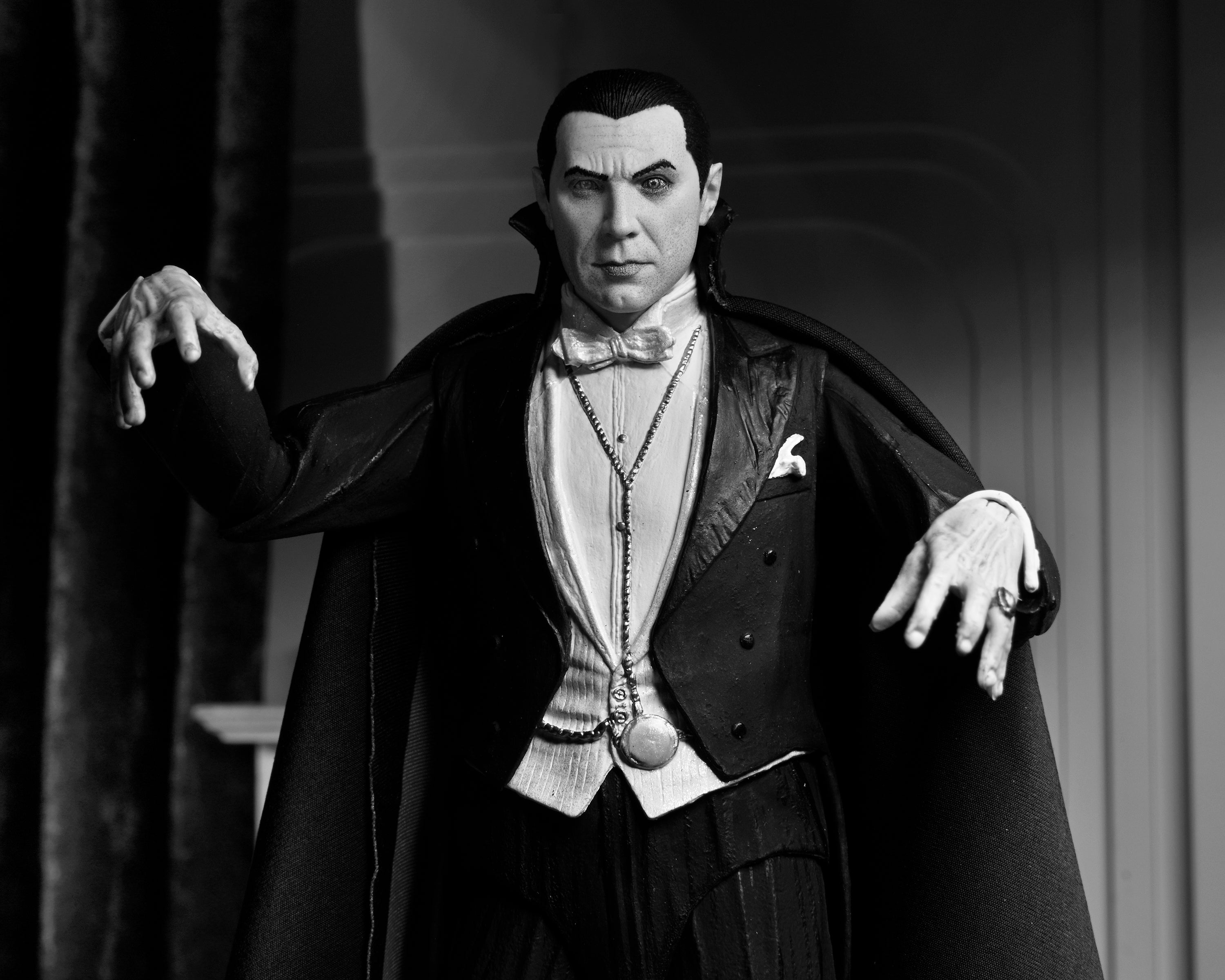 Neca Figura de Accion: Universal Monster - Dracula Carfax Abbey 7 Pulgadas