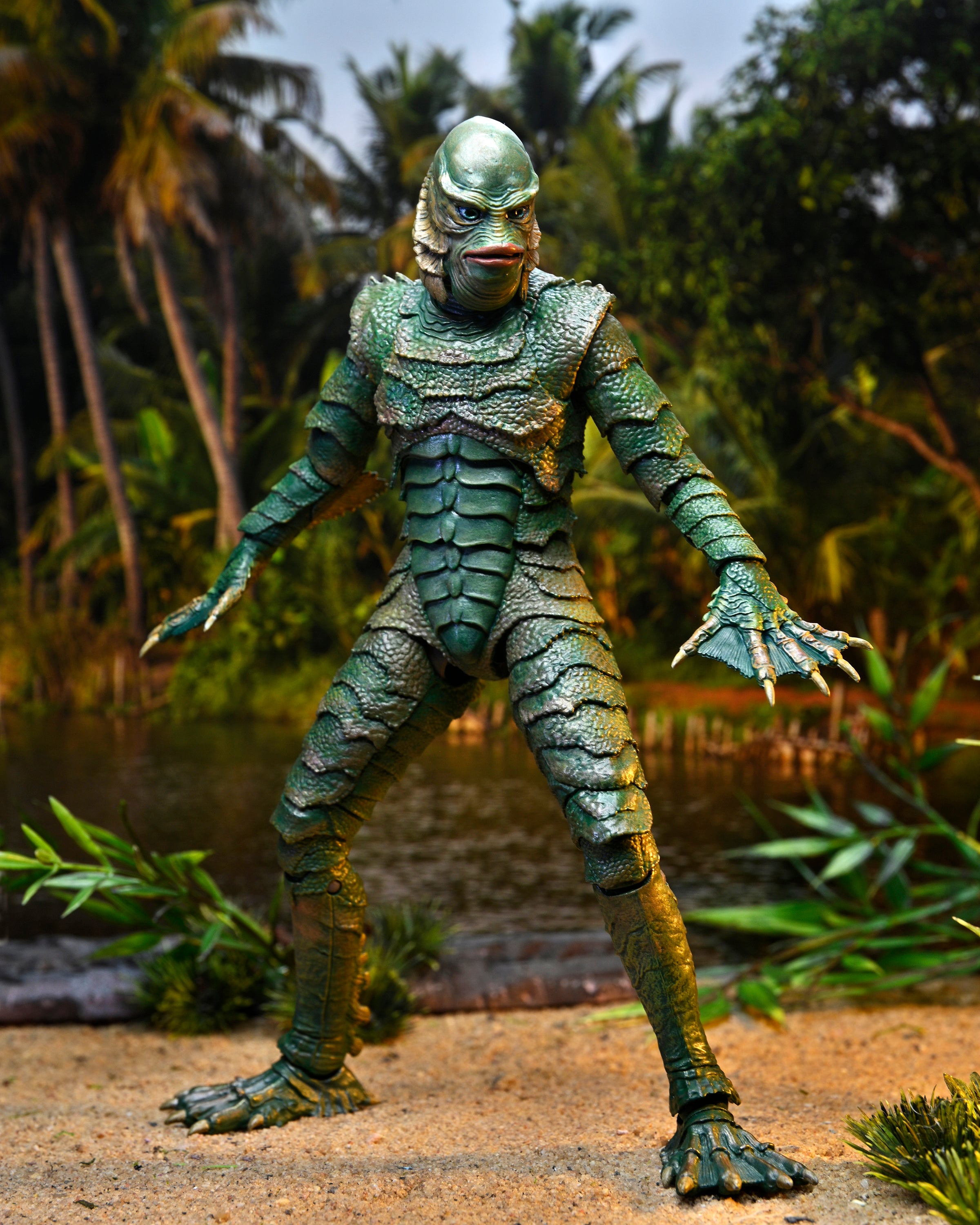 NECA Figura de Acción Ultimate: Universal Monster - Criatura De La Laguna Negra 7 Pulgadas