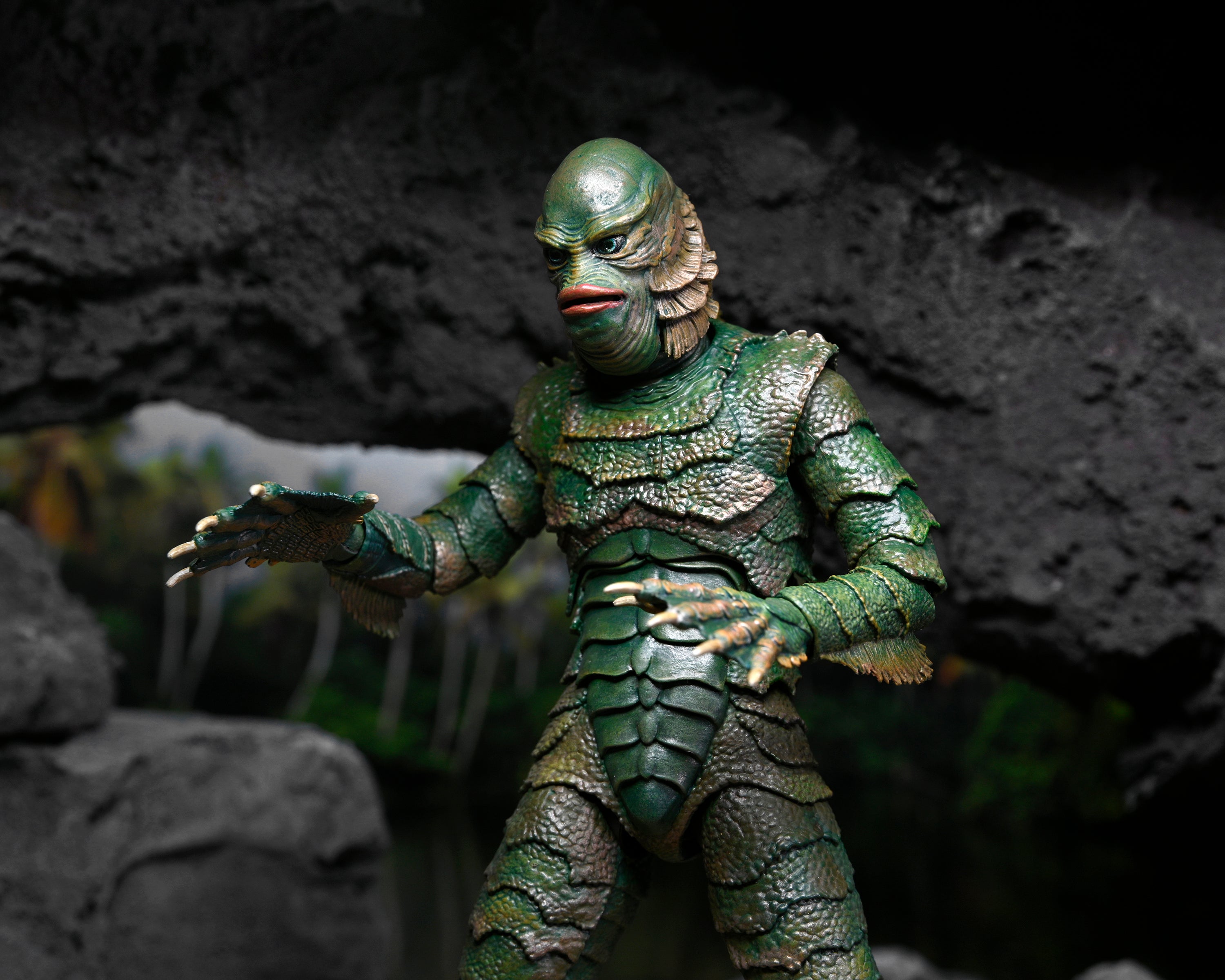 NECA Figura de Acción Ultimate: Universal Monster - Criatura De La Laguna Negra 7 Pulgadas