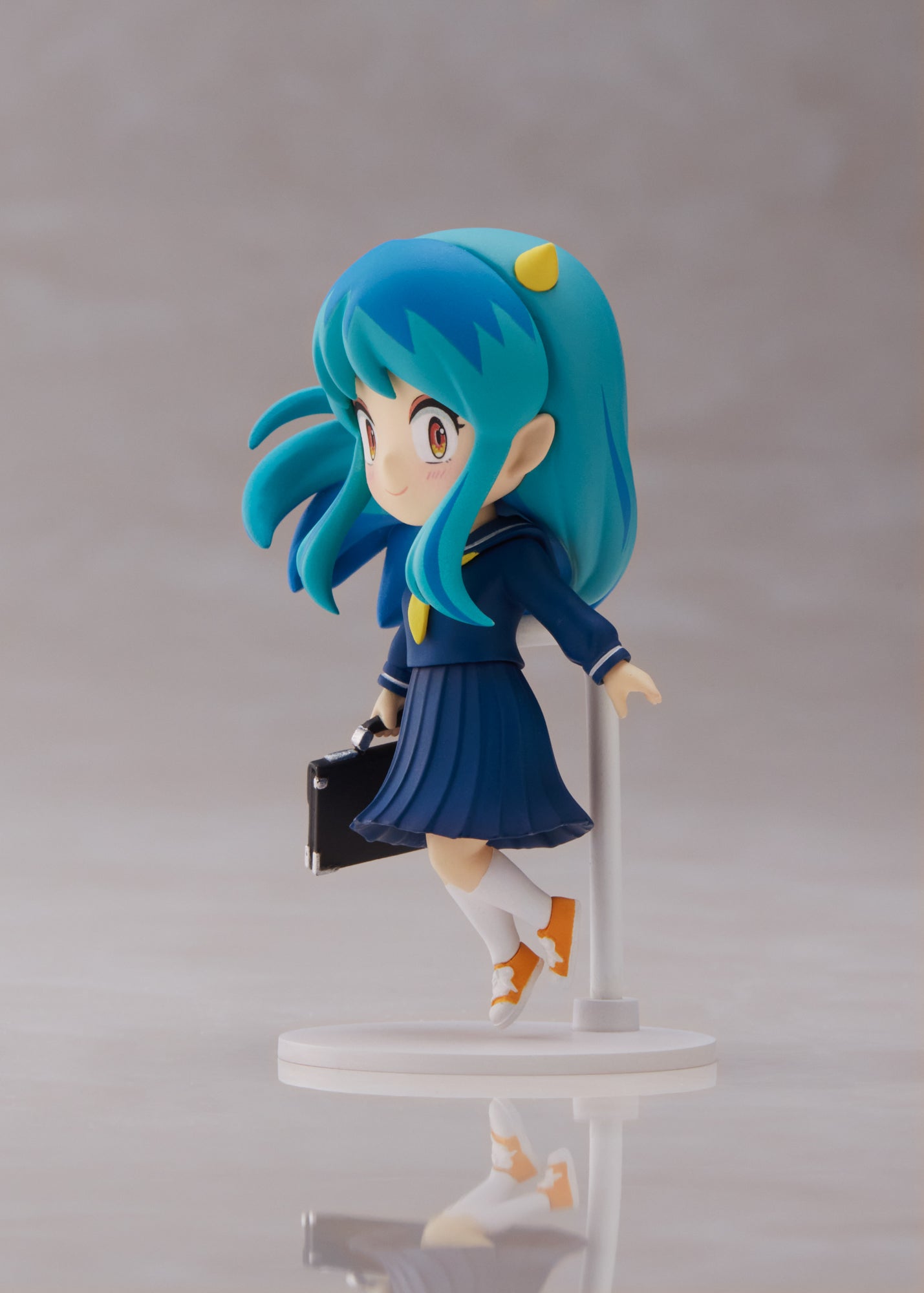 Plum Mini Figure 100: Urusei Yatsura - Lum Con Uniforme