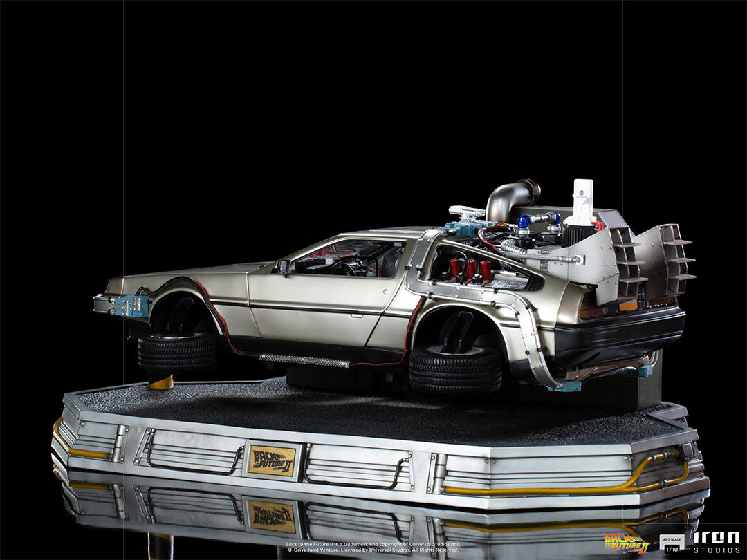 IRON Studios: Volver al Futuro Parte II - DeLorean Escala de Arte 1/10