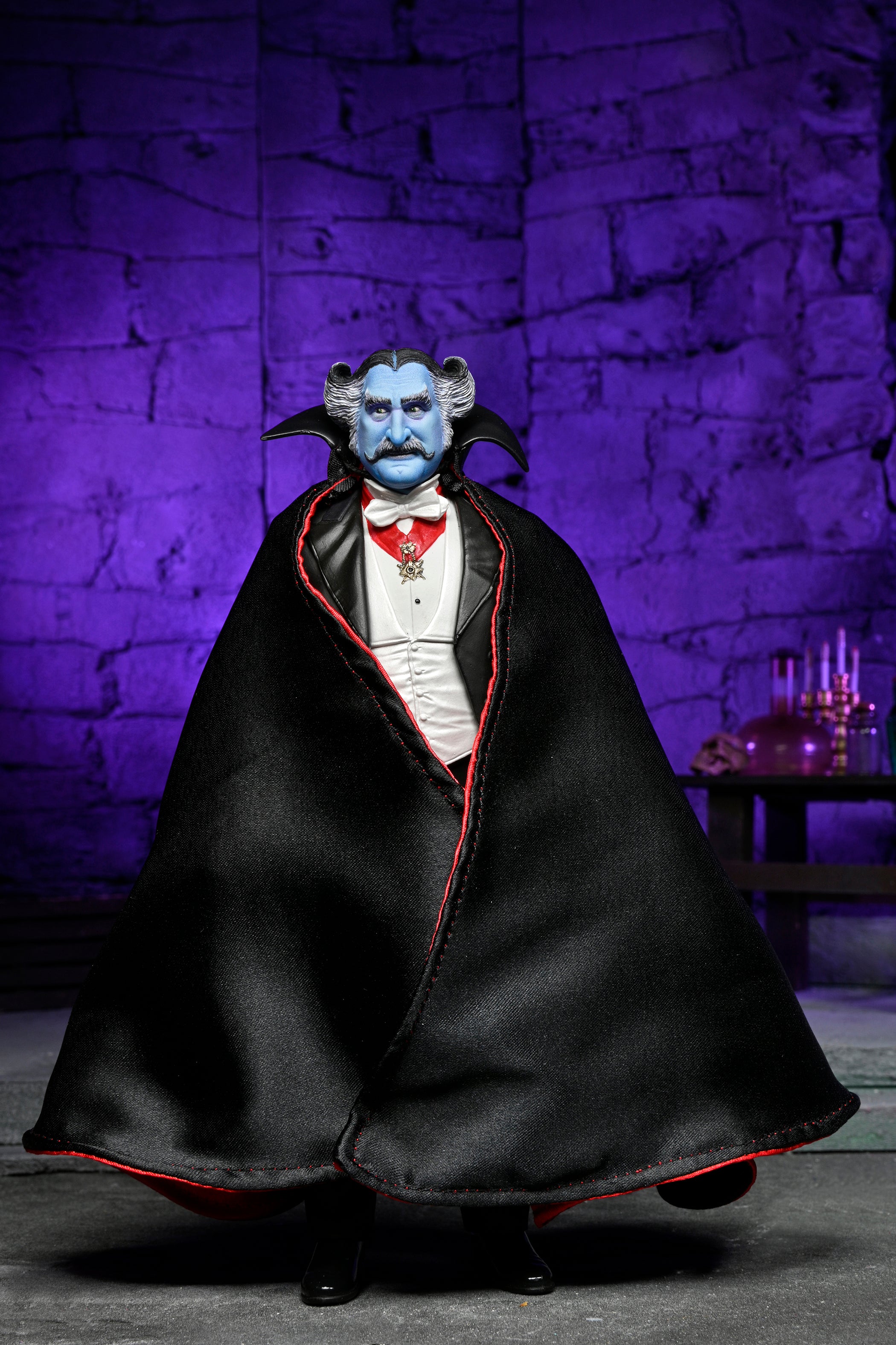 NECA Figura de Accion Ultimate: Rob Zombies The Munsters - The Count 7 Pulgadas