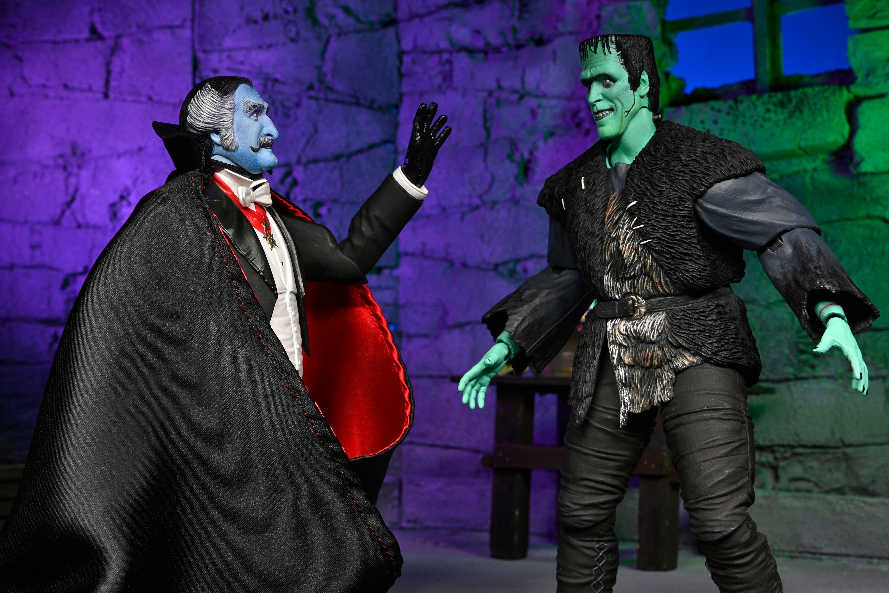 NECA Figura de Accion Ultimate: Rob Zombies The Munsters - The Count 7 Pulgadas