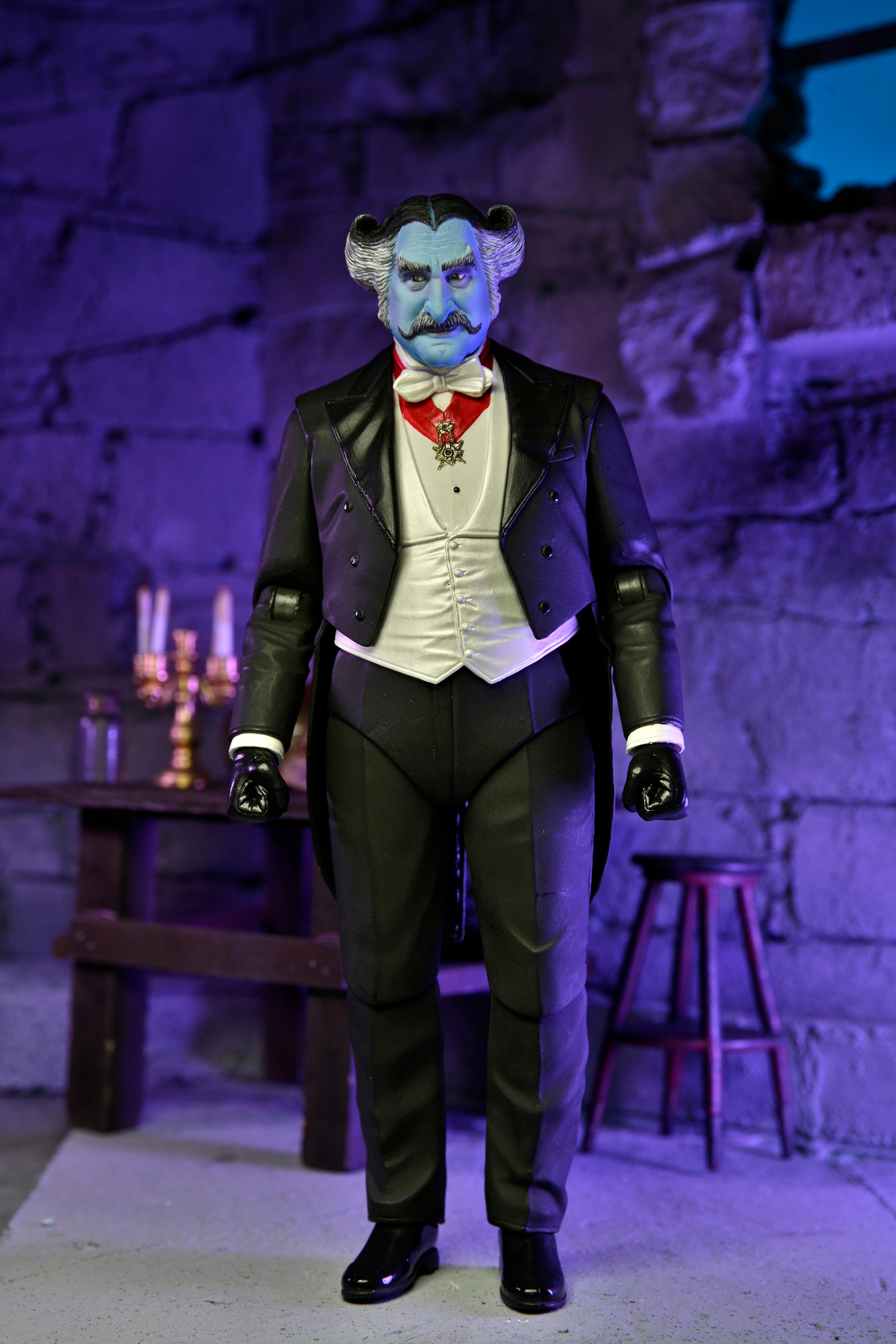 NECA Figura de Accion Ultimate: Rob Zombies The Munsters - The Count 7 Pulgadas