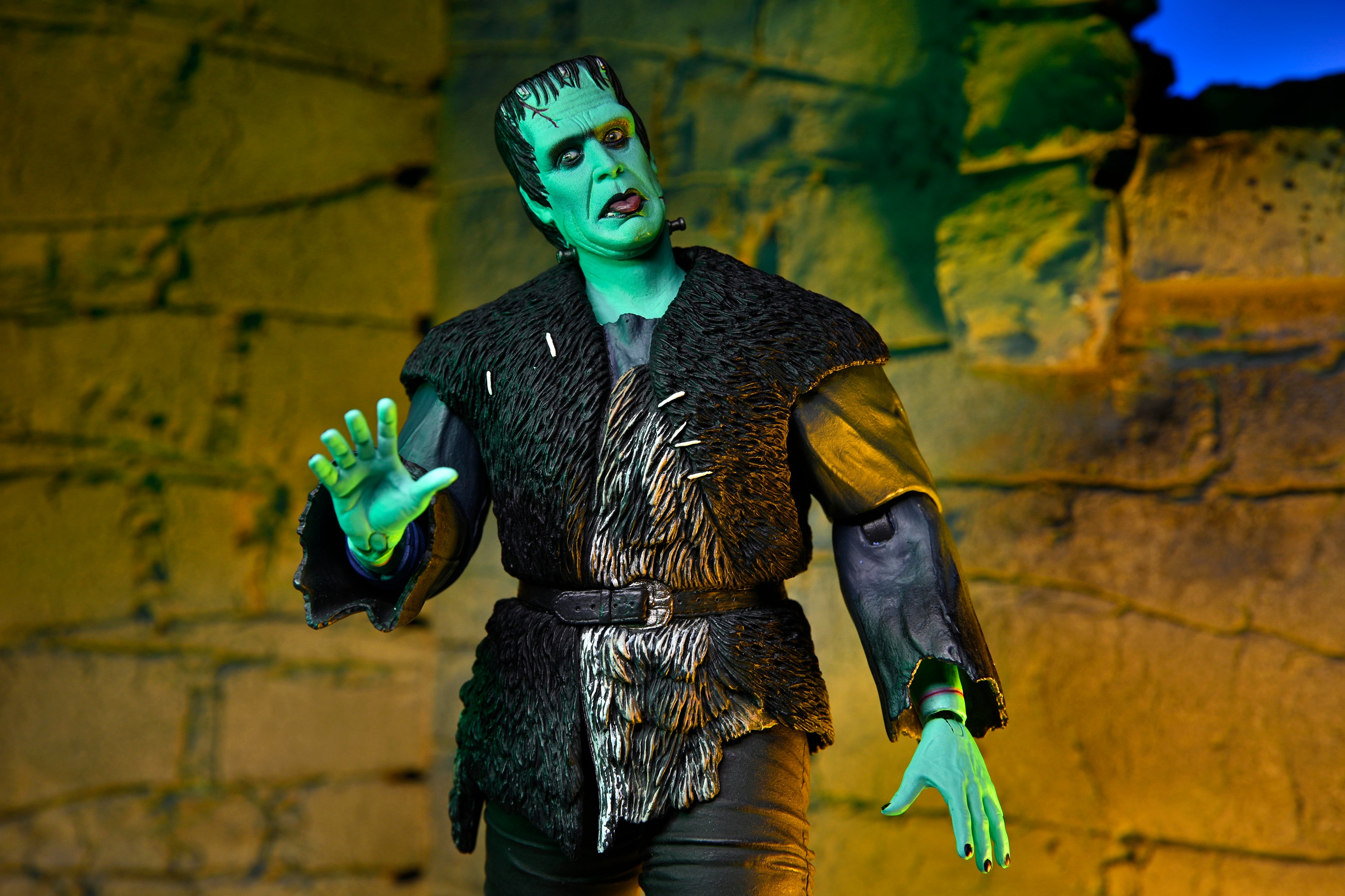 NECA Figura de Accion Ultimate: Rob Zombies The Munsters - Herman Munster 7 Pulgadas