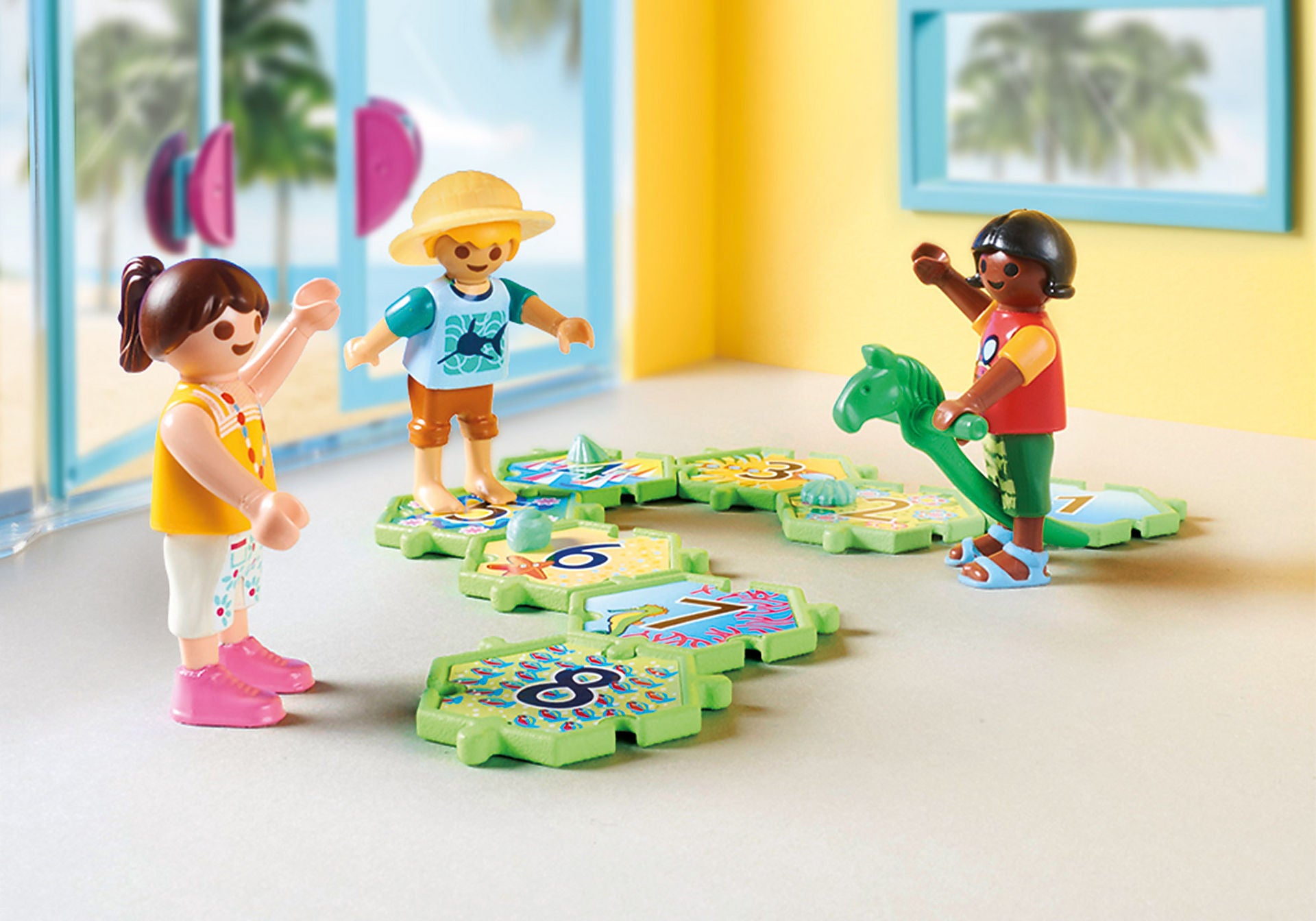 Playmobil Family Fun: Kids Club 70440